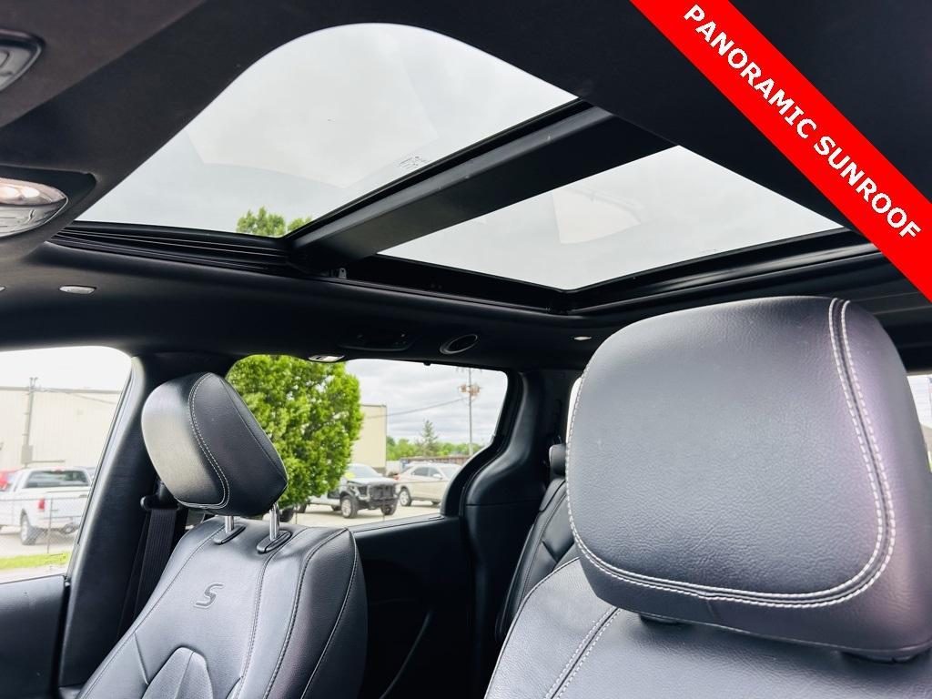 used 2021 Chrysler Pacifica car, priced at $31,000
