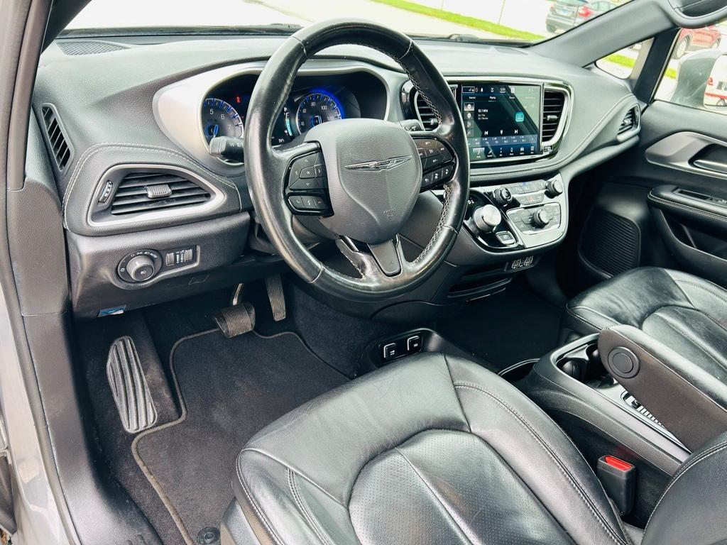 used 2021 Chrysler Pacifica car, priced at $31,000