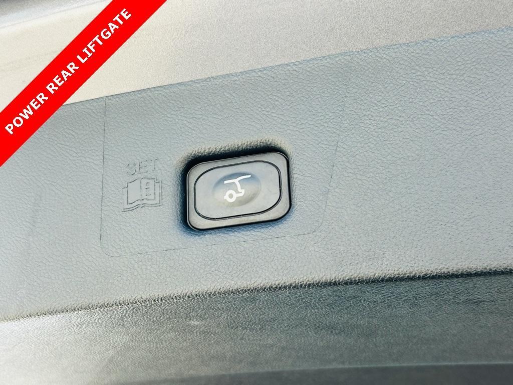 used 2023 Lincoln Nautilus car, priced at $44,500