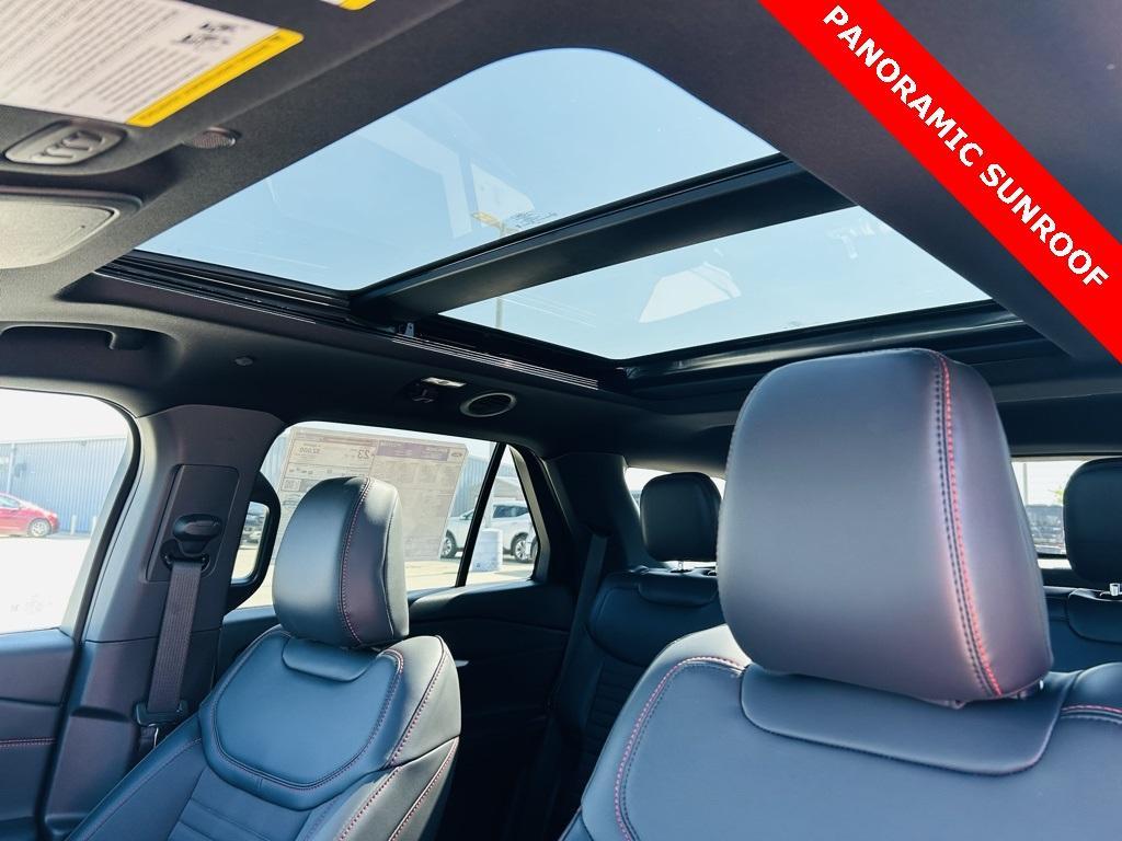 new 2025 Ford Explorer car, priced at $48,650