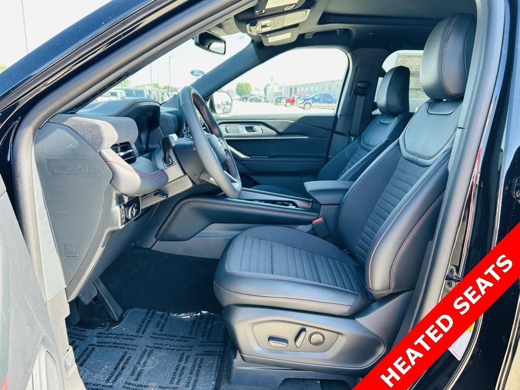 new 2025 Ford Explorer car, priced at $48,650