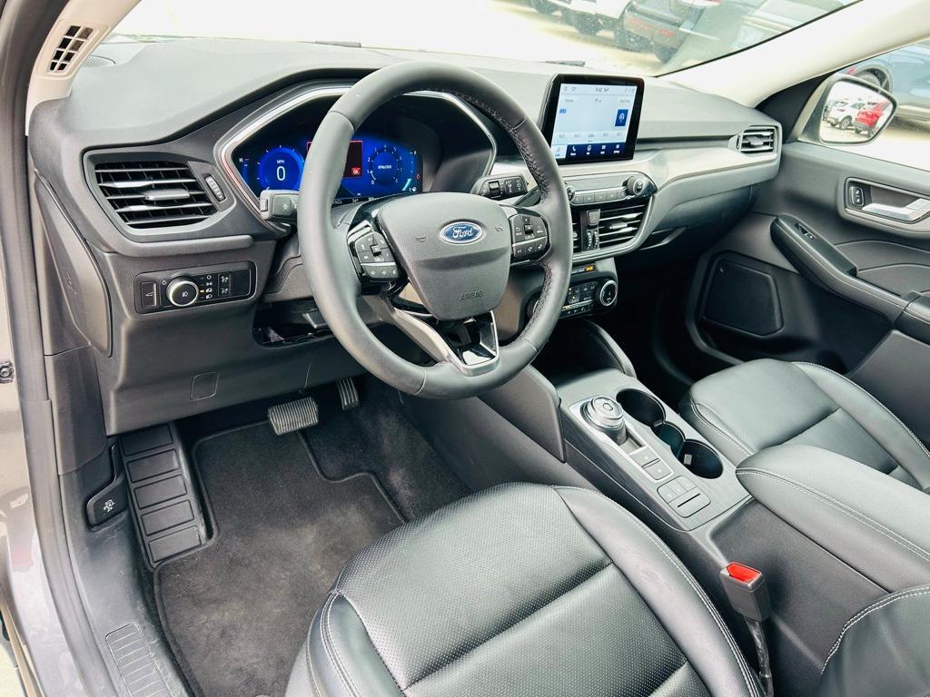 used 2022 Ford Escape car, priced at $27,700
