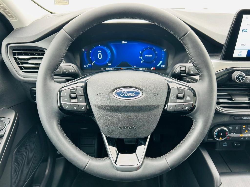 used 2022 Ford Escape car, priced at $27,700