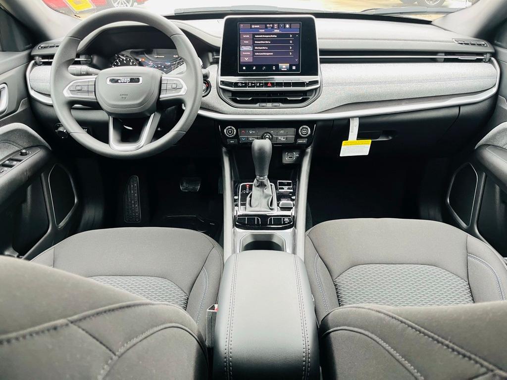 new 2025 Jeep Compass car, priced at $27,984