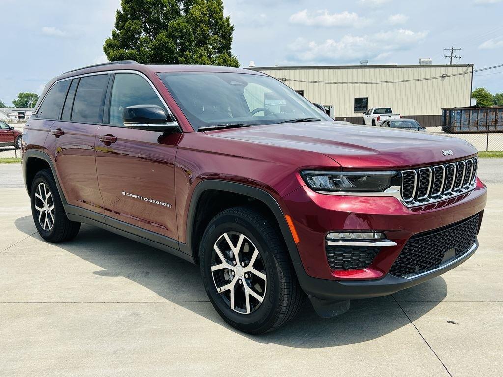 used 2024 Jeep Grand Cherokee car, priced at $38,500