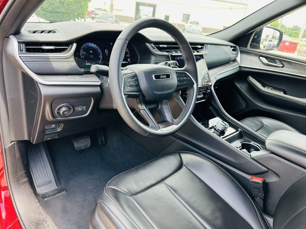 used 2024 Jeep Grand Cherokee car, priced at $38,500