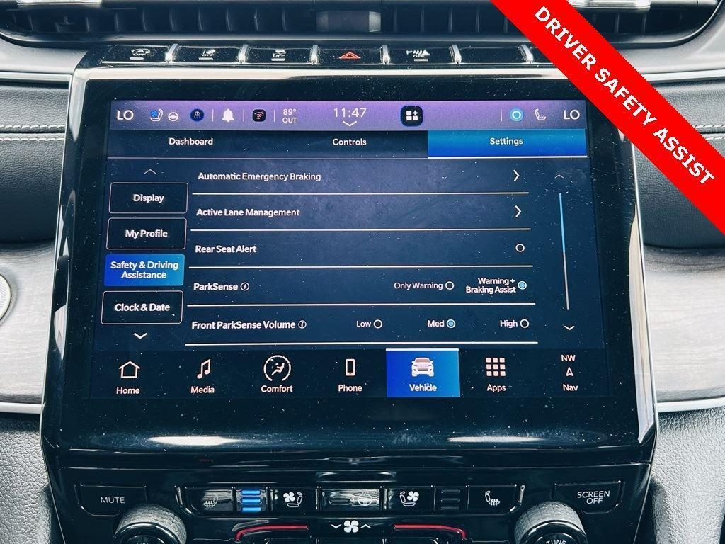 used 2024 Jeep Grand Cherokee car, priced at $38,500