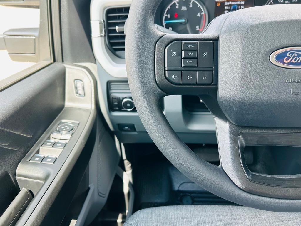 new 2025 Ford F-350 car, priced at $67,900