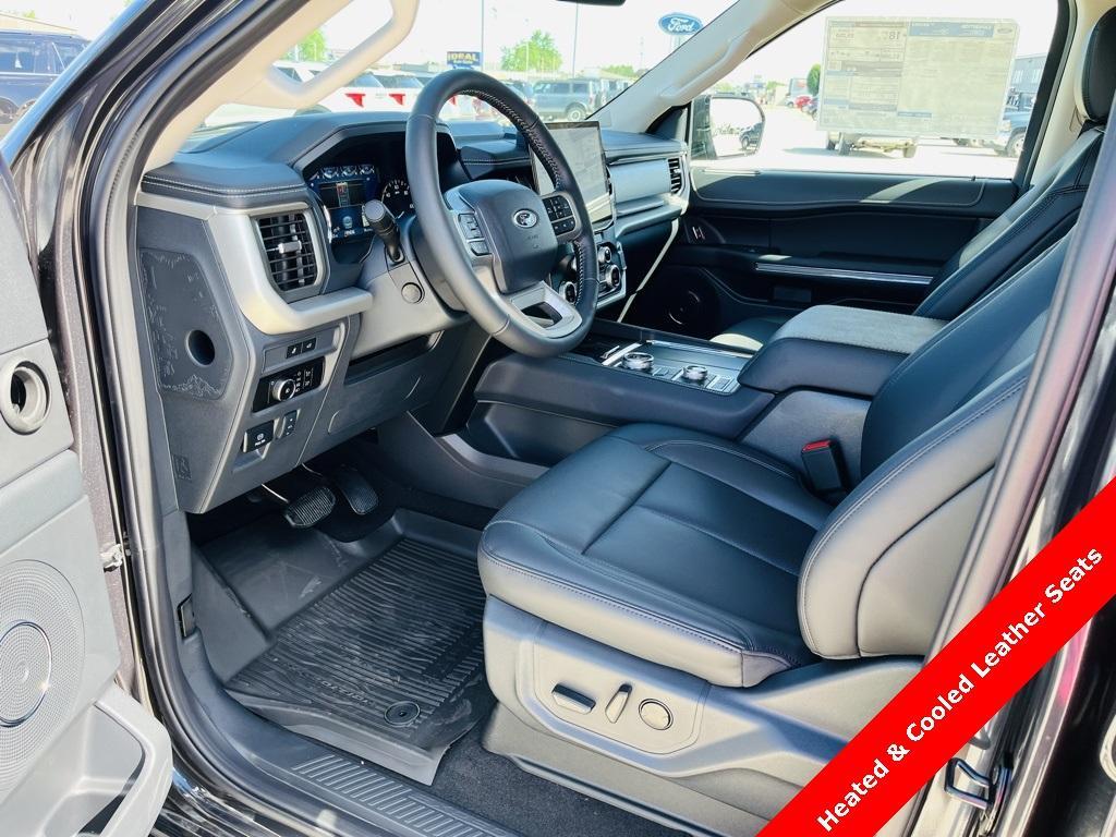 new 2024 Ford Expedition car, priced at $59,982