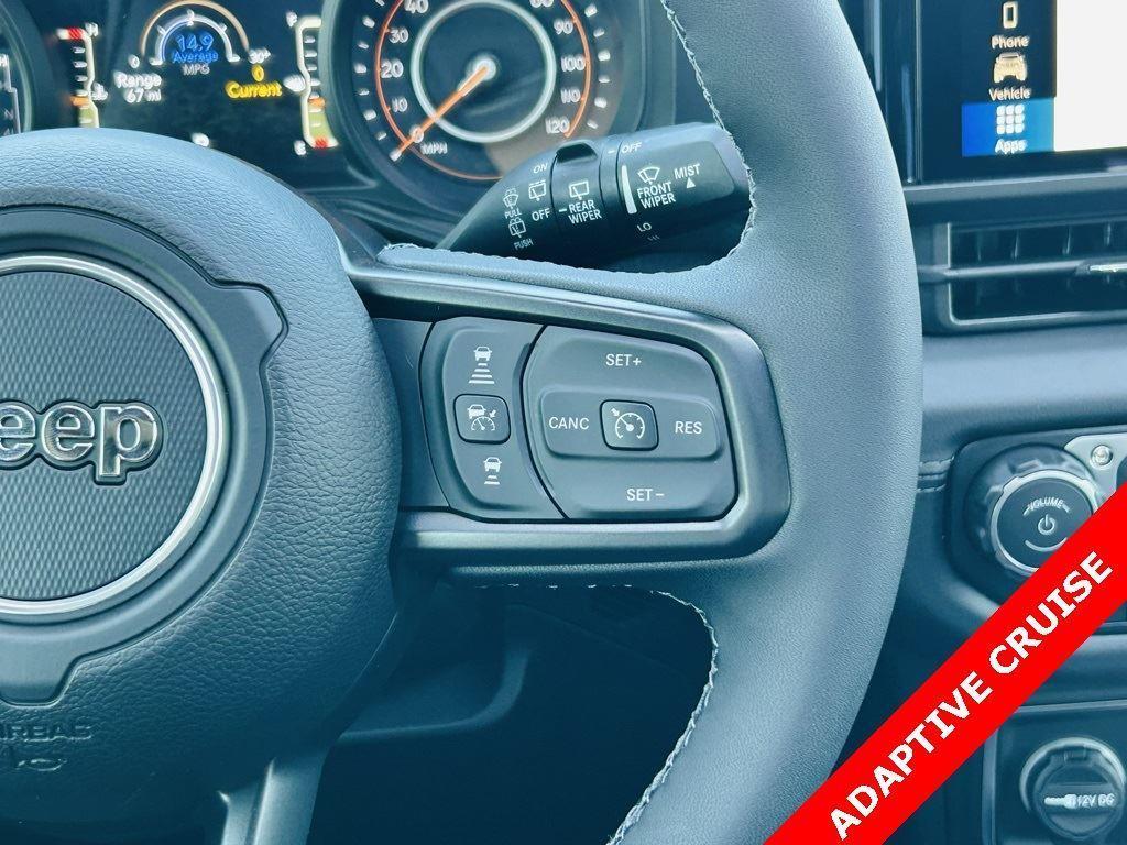 new 2025 Jeep Wrangler car, priced at $77,433