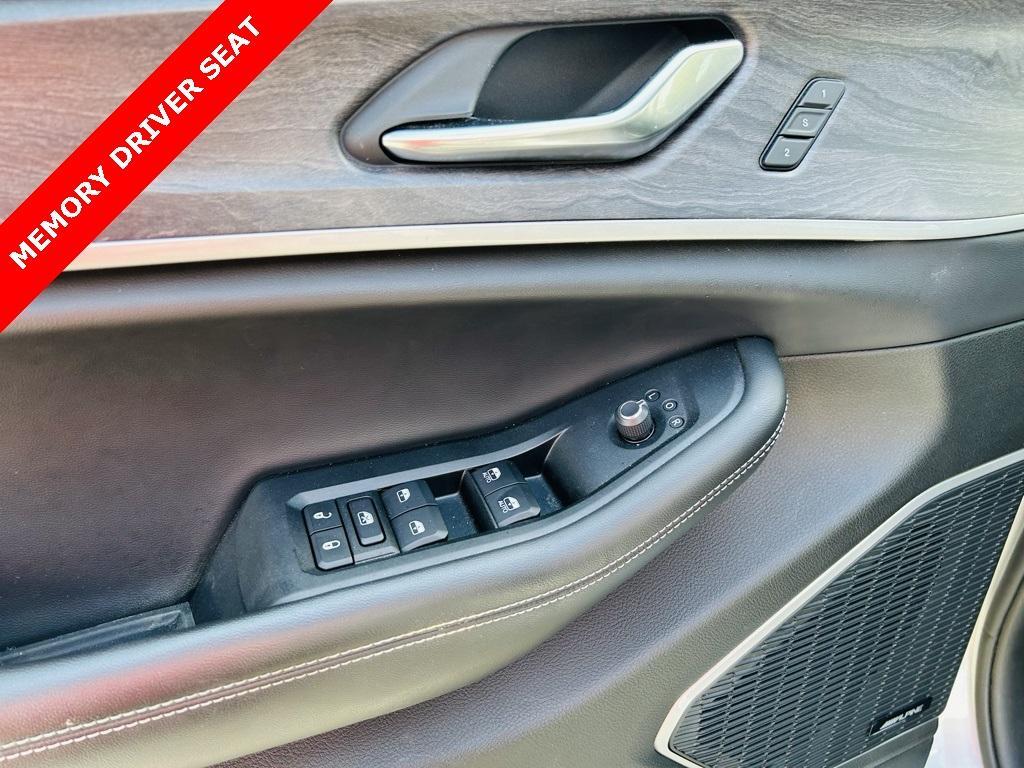 used 2022 Jeep Grand Cherokee L car, priced at $34,000