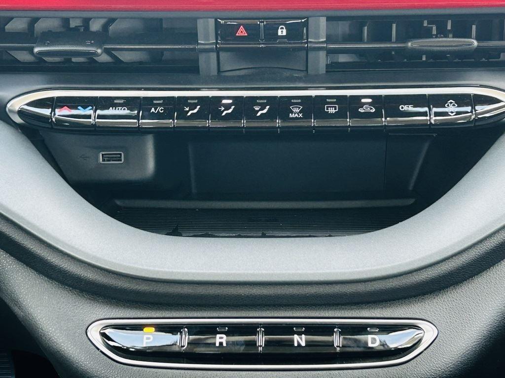 new 2024 FIAT 500e car, priced at $27,095