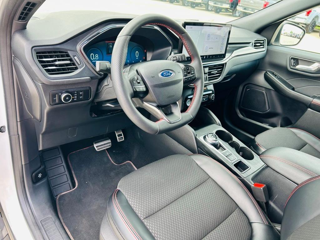 used 2023 Ford Escape car, priced at $28,900