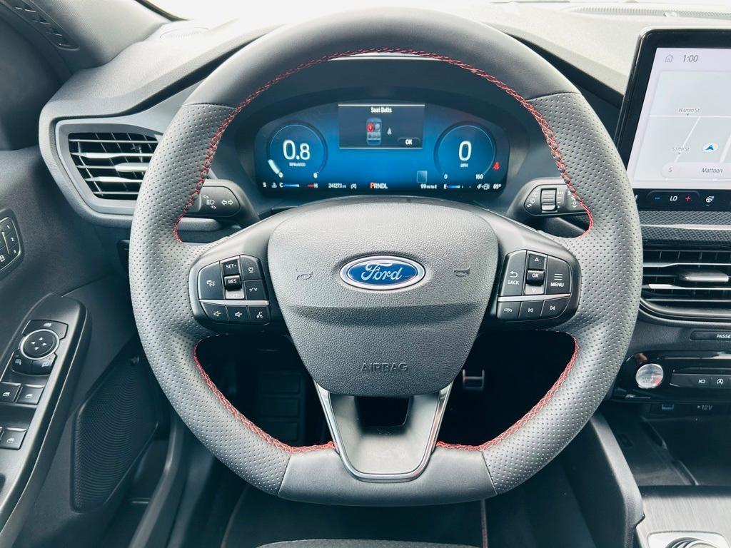 used 2023 Ford Escape car, priced at $28,900