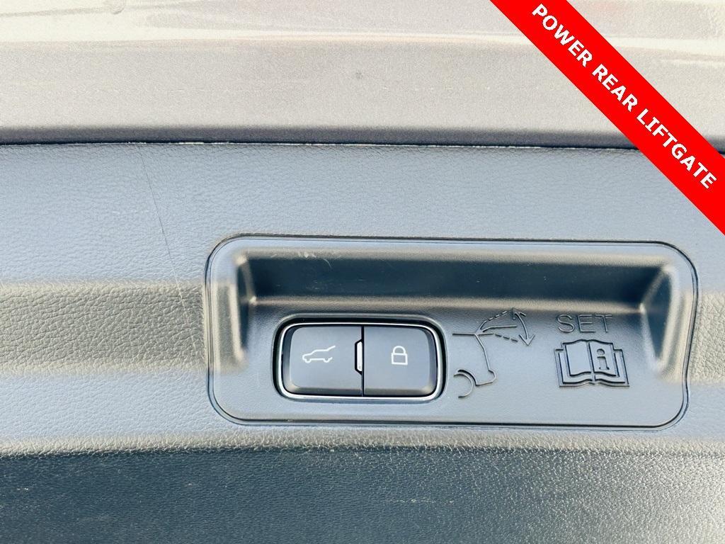 used 2022 Ford Explorer car, priced at $35,000
