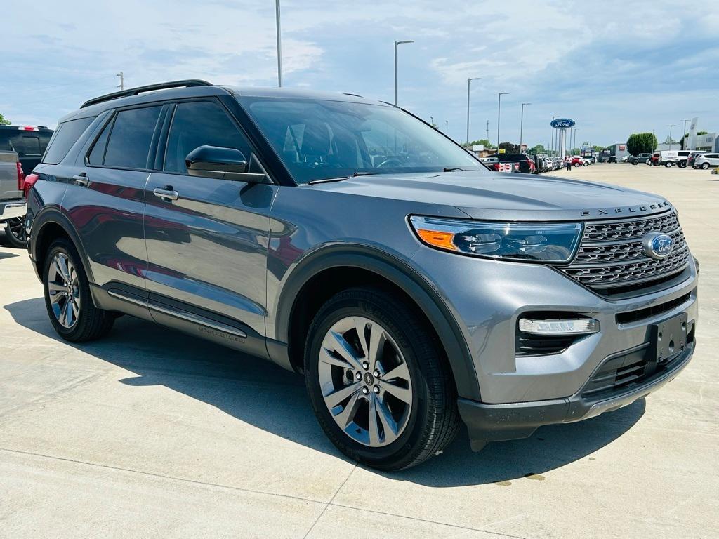 used 2022 Ford Explorer car, priced at $35,000