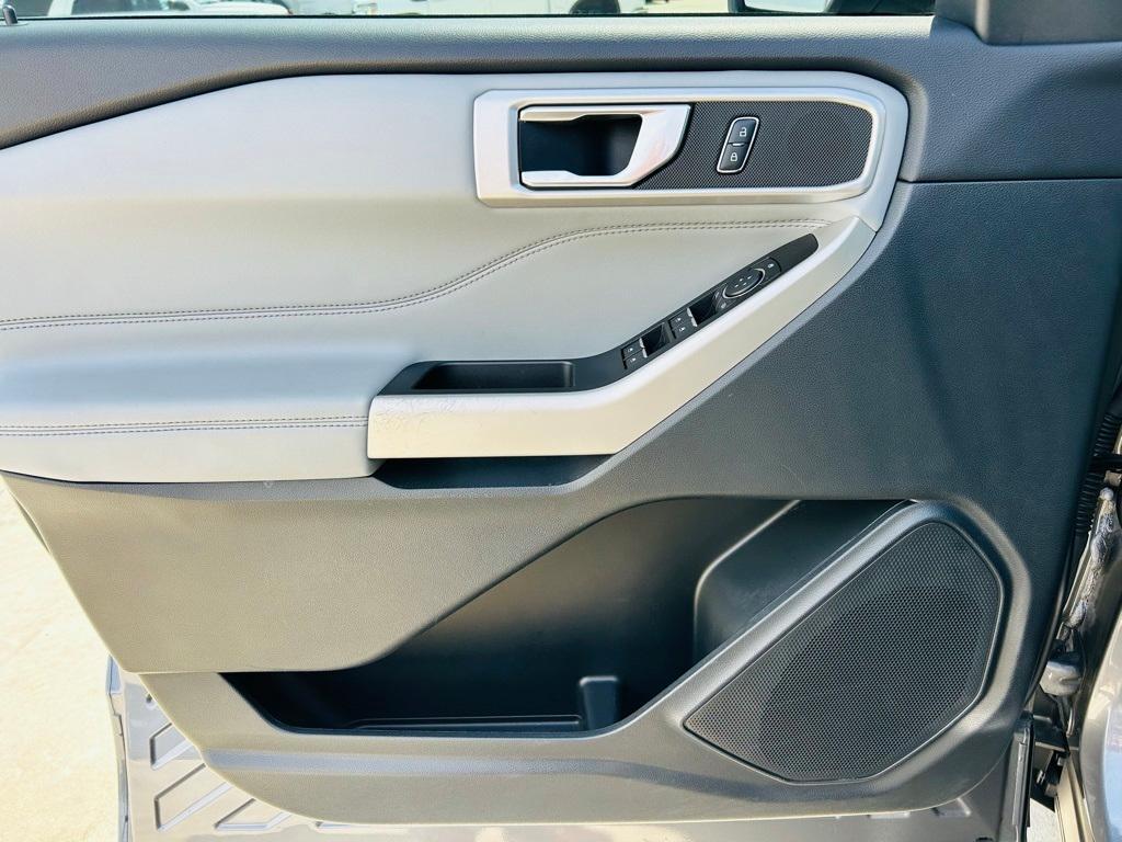 used 2022 Ford Explorer car, priced at $35,000