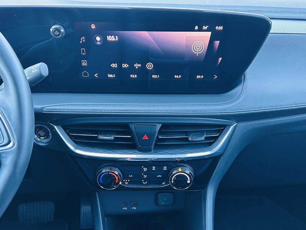 used 2024 Buick Encore GX car, priced at $23,000