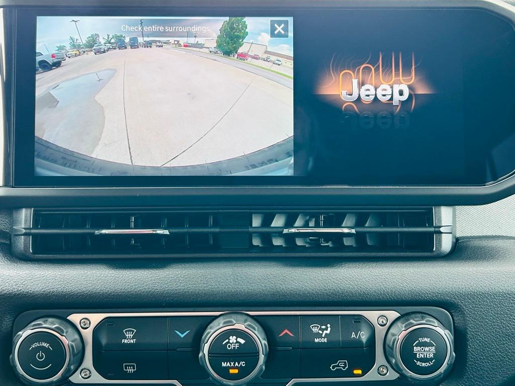 new 2025 Jeep Wrangler car, priced at $48,486