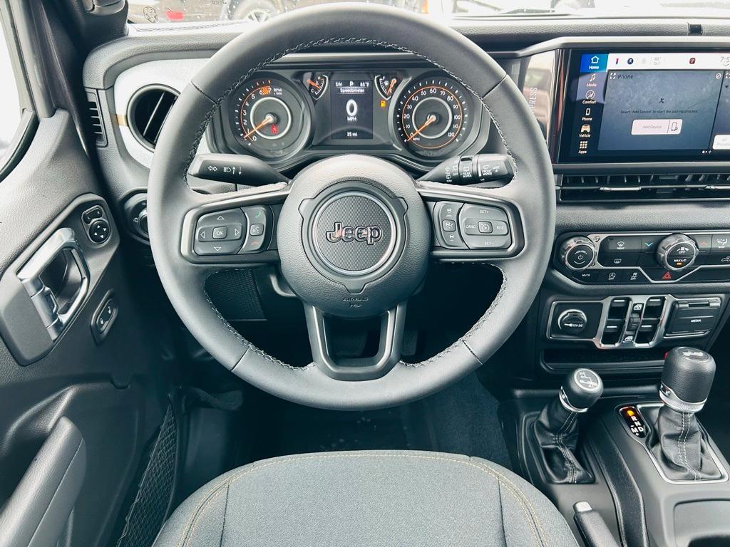 new 2025 Jeep Wrangler car, priced at $48,486