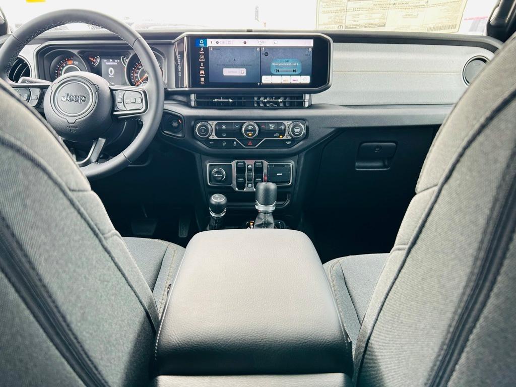 new 2025 Jeep Wrangler car, priced at $48,486