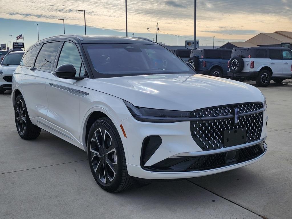 new 2024 Lincoln Nautilus car, priced at $60,500