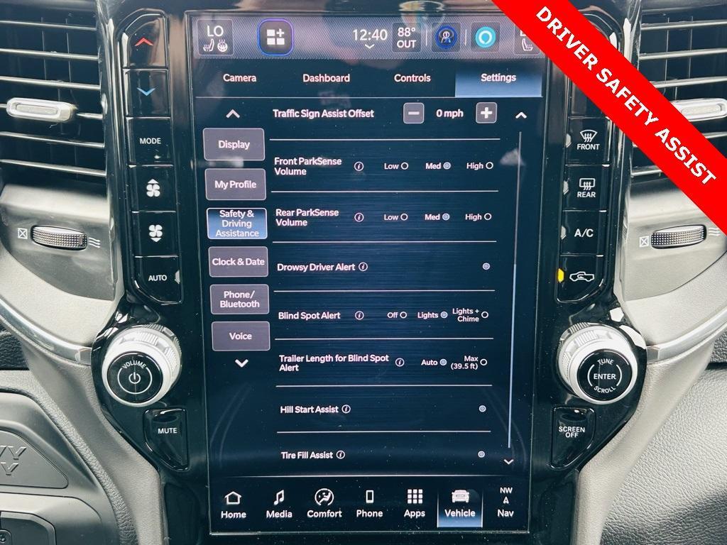 new 2025 Ram 1500 car, priced at $62,221