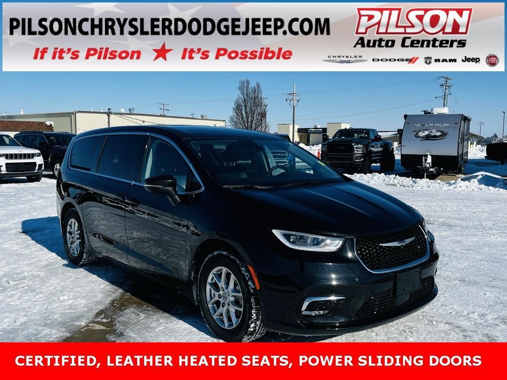 used 2023 Chrysler Pacifica car, priced at $29,500