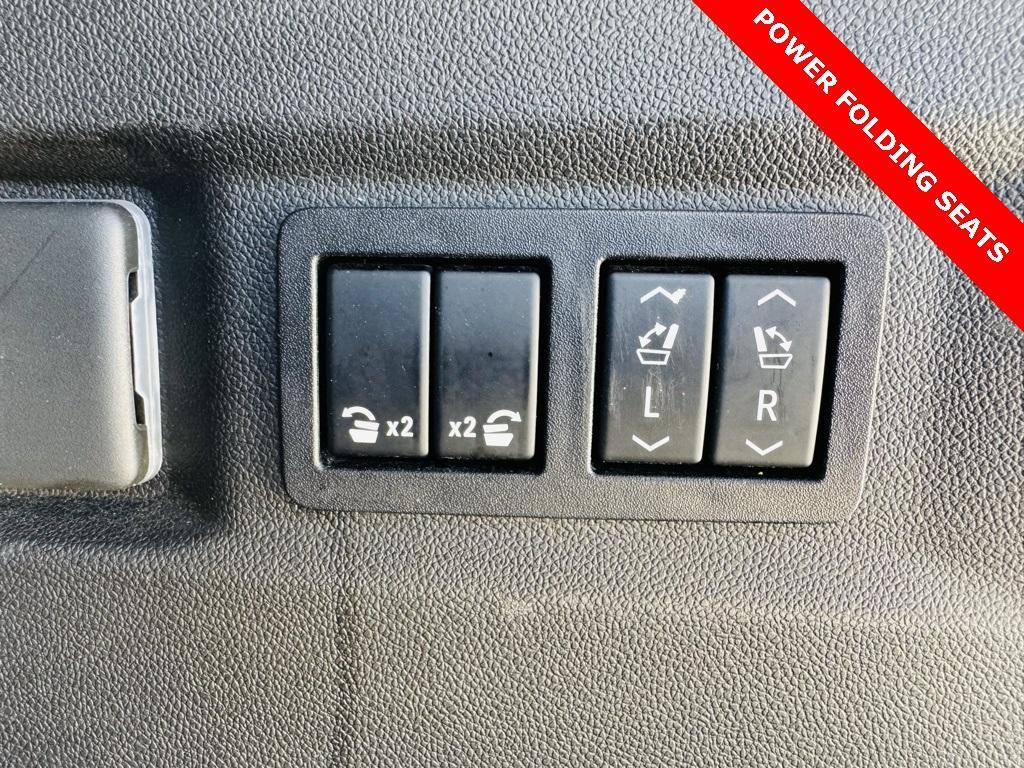 used 2021 GMC Yukon car, priced at $48,500