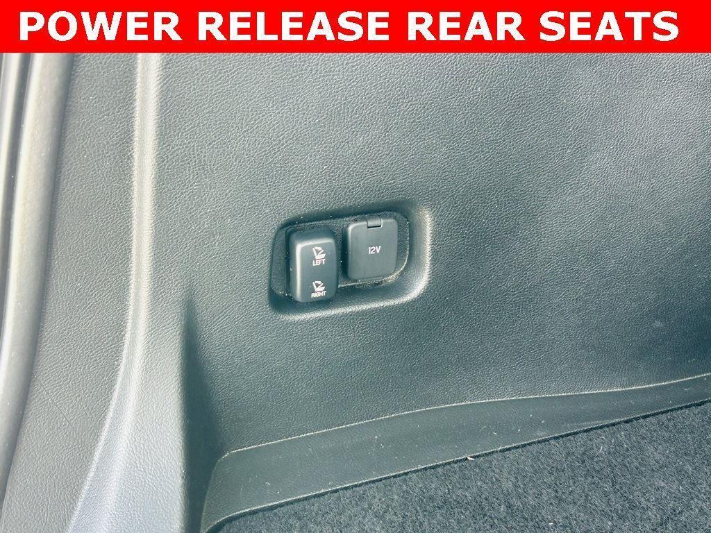used 2024 Ford Edge car, priced at $26,900