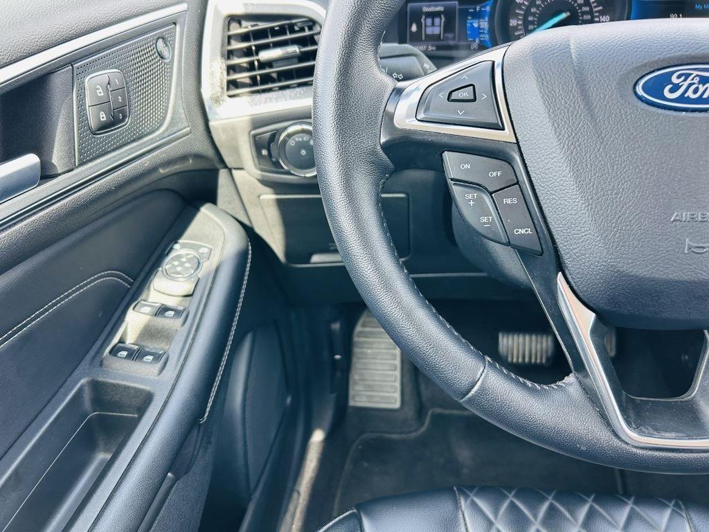 used 2024 Ford Edge car, priced at $26,900