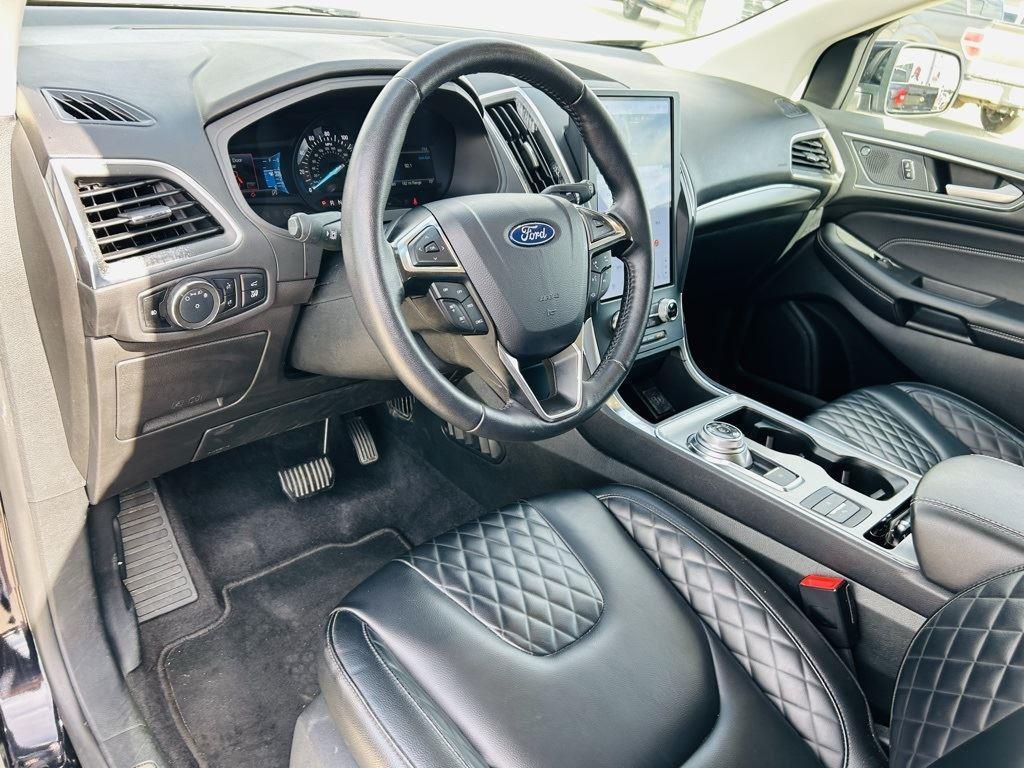 used 2024 Ford Edge car, priced at $26,900