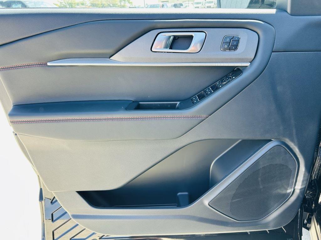 new 2025 Ford Explorer car, priced at $48,800