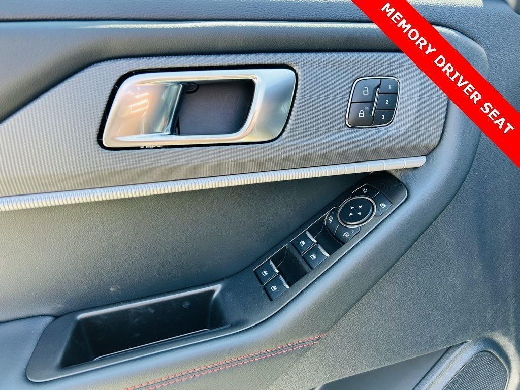 new 2025 Ford Explorer car, priced at $48,800