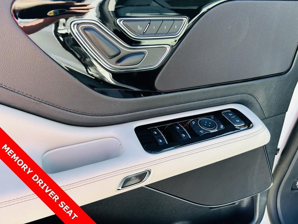 new 2025 Lincoln Aviator car, priced at $56,932