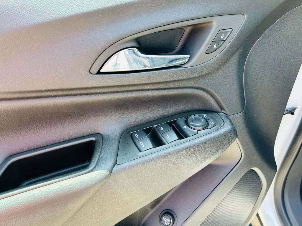 used 2023 Chevrolet Equinox car, priced at $23,900
