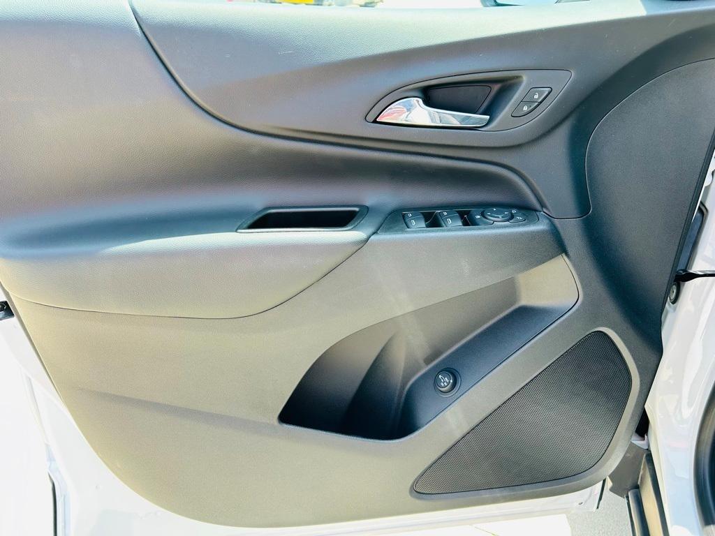 used 2023 Chevrolet Equinox car, priced at $23,900