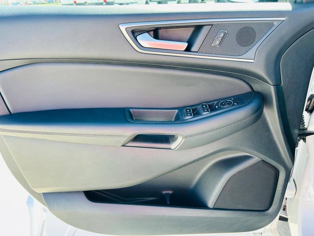 used 2023 Ford Edge car, priced at $23,400
