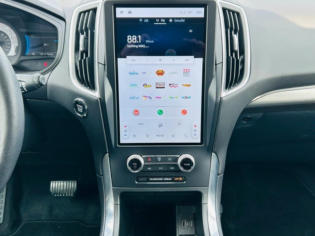 used 2024 Ford Edge car, priced at $30,000