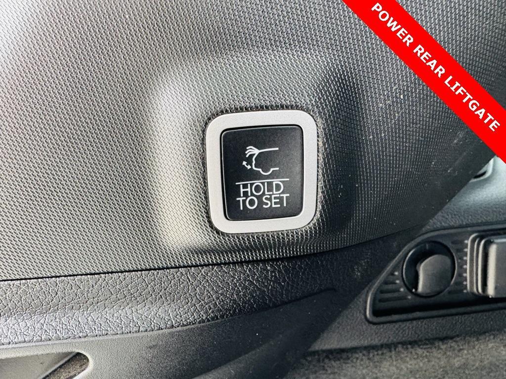 used 2023 Jeep Grand Cherokee car, priced at $37,600