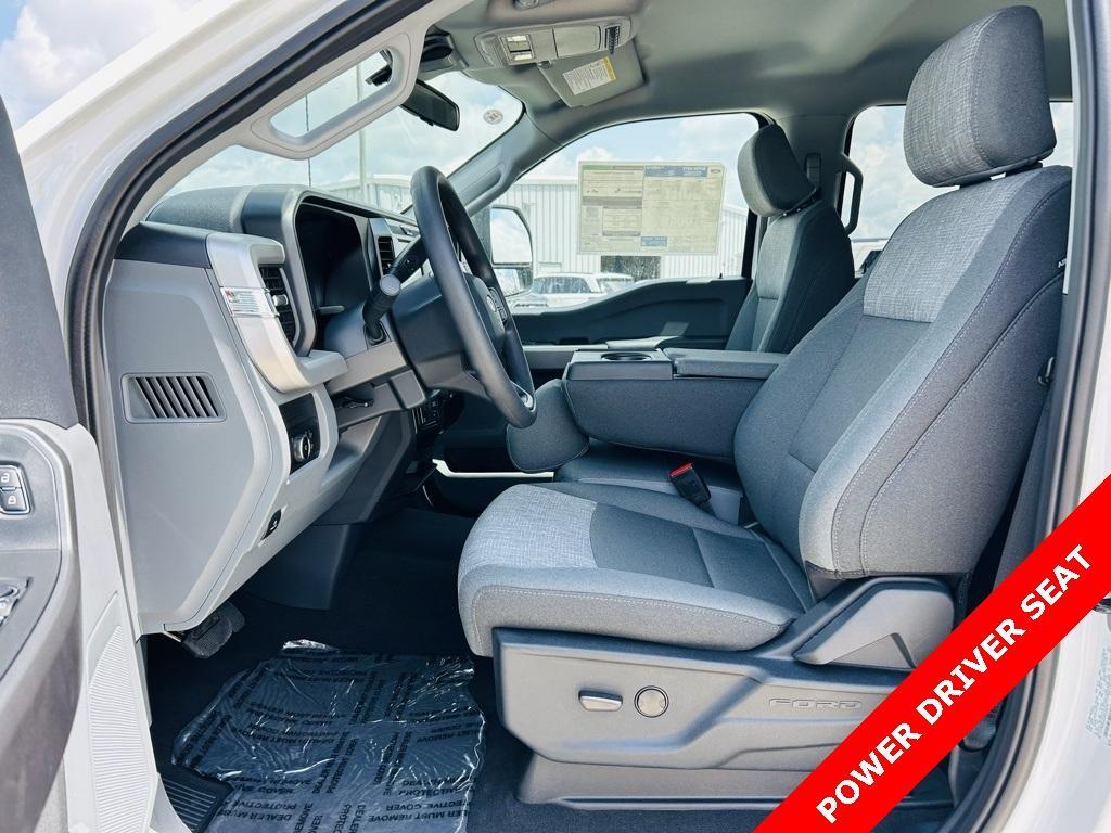 new 2025 Ford F-250 car, priced at $59,395
