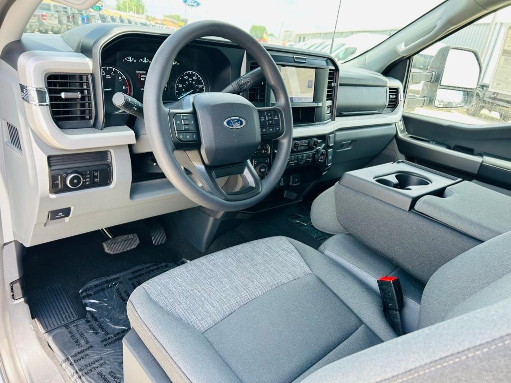 new 2025 Ford F-250 car, priced at $59,395