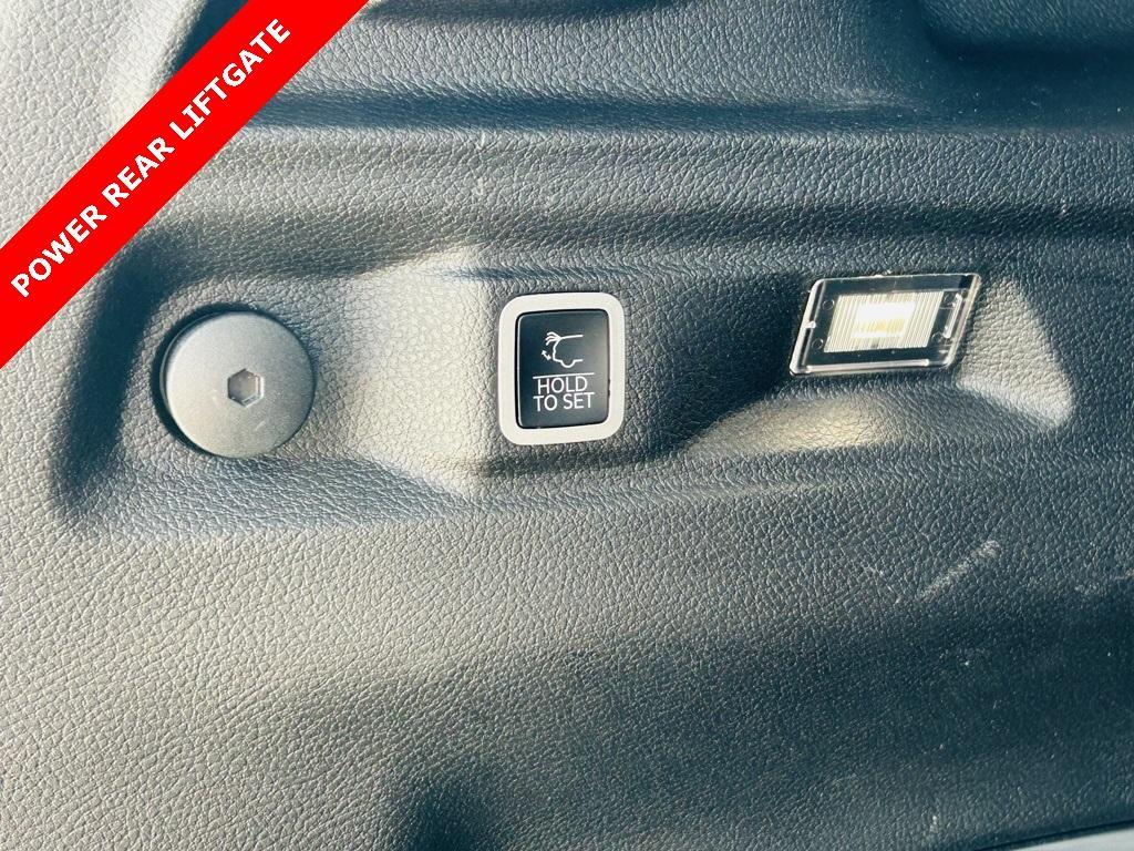 used 2022 Jeep Grand Cherokee L car, priced at $33,200