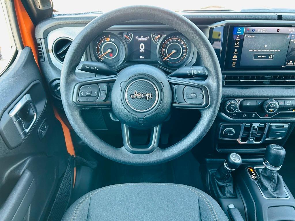 new 2025 Jeep Wrangler car, priced at $40,919
