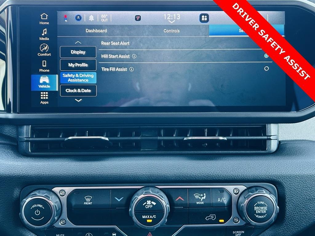 new 2025 Jeep Wrangler car, priced at $40,919