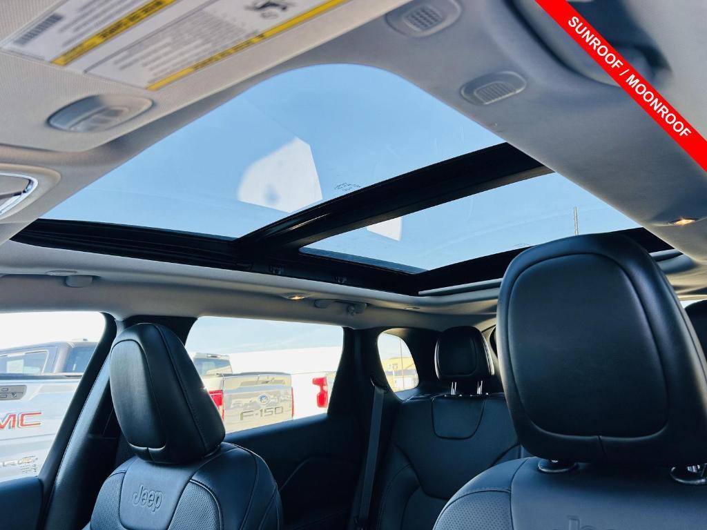 used 2022 Jeep Cherokee car, priced at $24,400