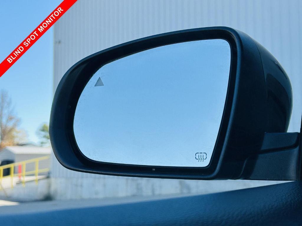 used 2022 Jeep Cherokee car, priced at $24,400