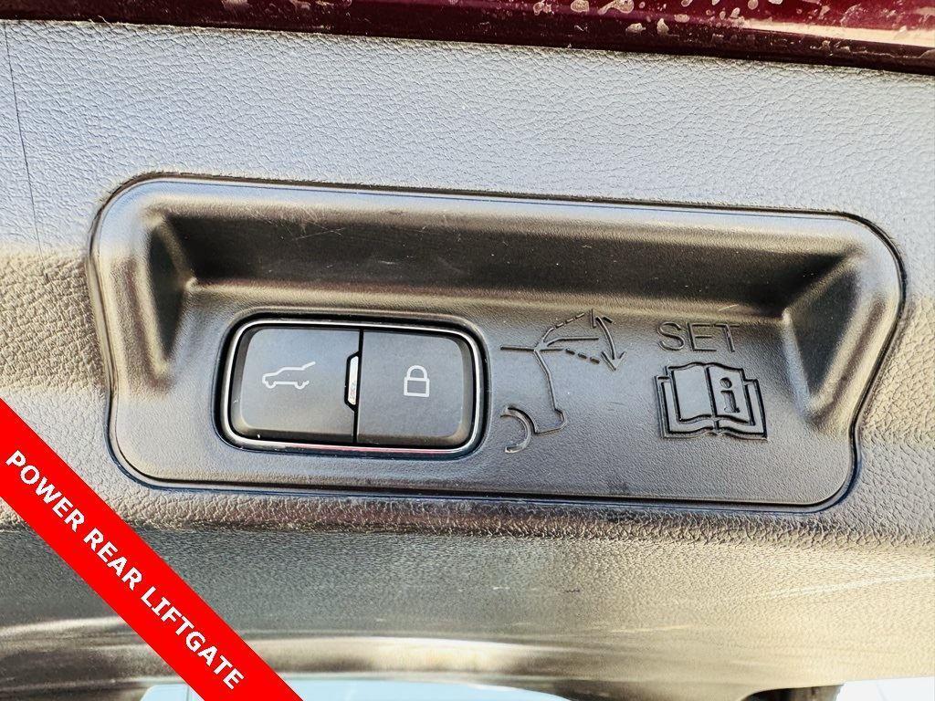 used 2022 Ford Explorer car, priced at $35,000
