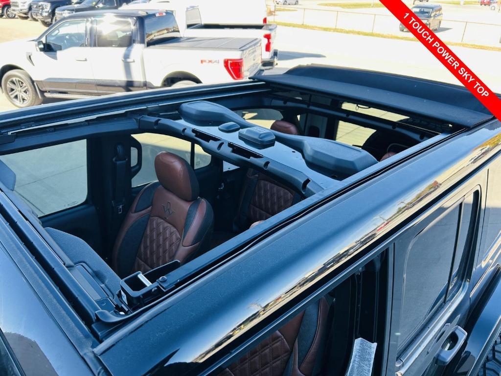 new 2025 Jeep Wrangler car, priced at $71,056