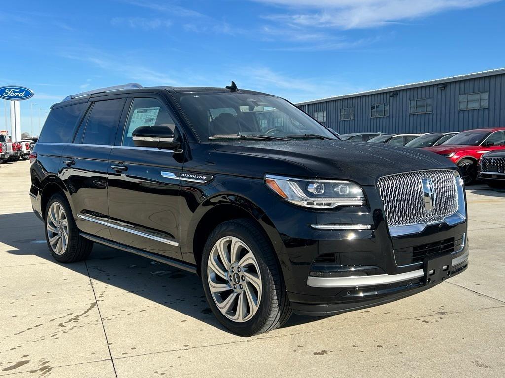 new 2024 Lincoln Navigator car, priced at $92,000